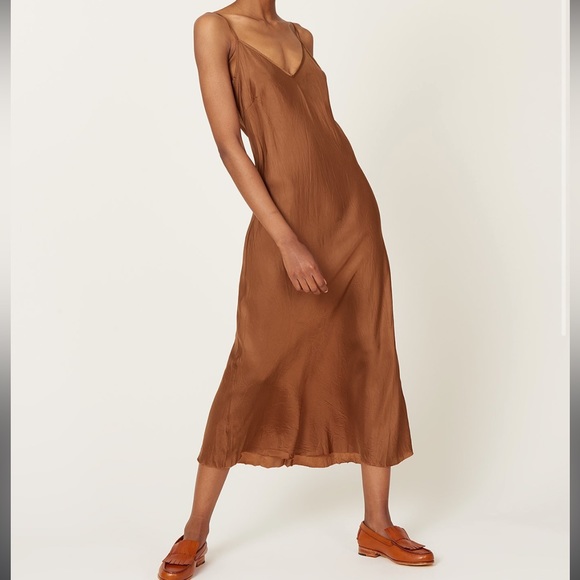 John Patrick Other - Organic By John Patrick Bias Long Slip Size Large
